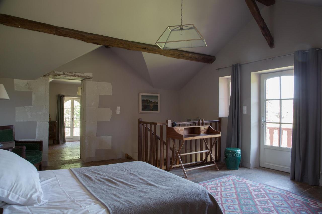 Domaine De La Trigaliere Villa Ambillou Bagian luar foto