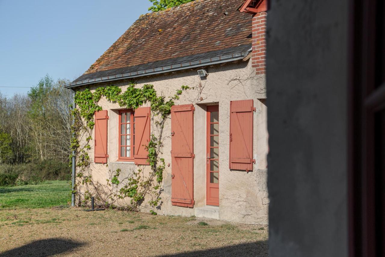 Domaine De La Trigaliere Villa Ambillou Bagian luar foto